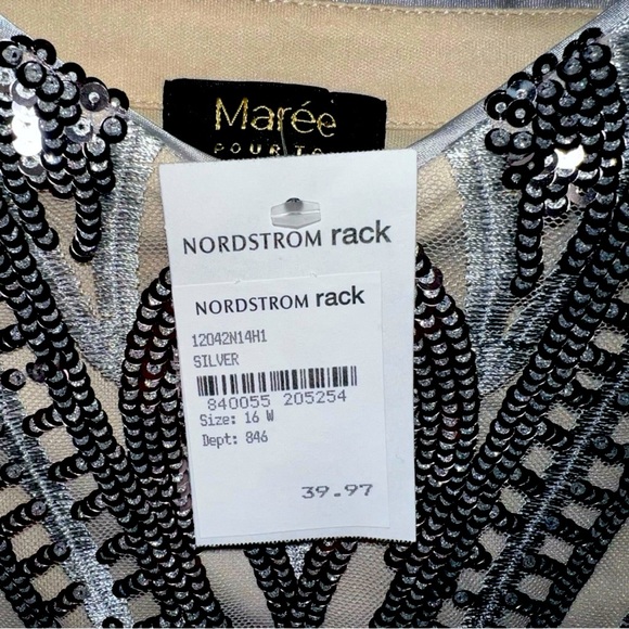 Silver sequin tank with nude lining - Picture 2 of 3